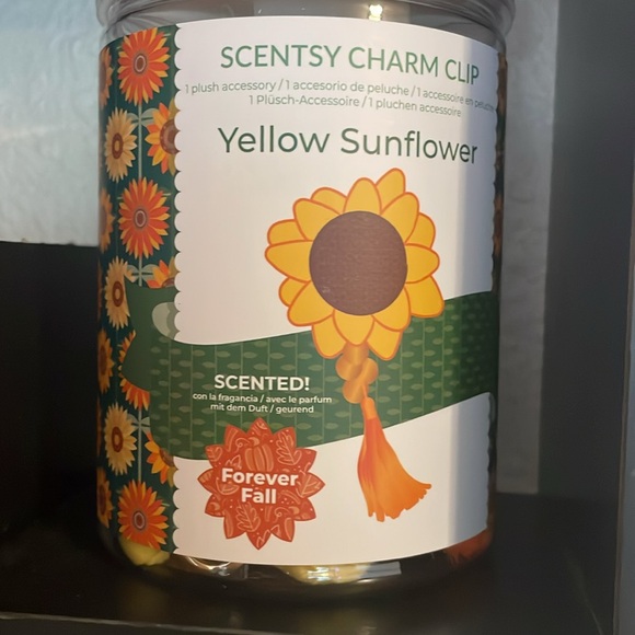 Yellow sunflower &Bria The Bunny Scentsy Blankie Buddy one of each is available - Picture 2 of 3